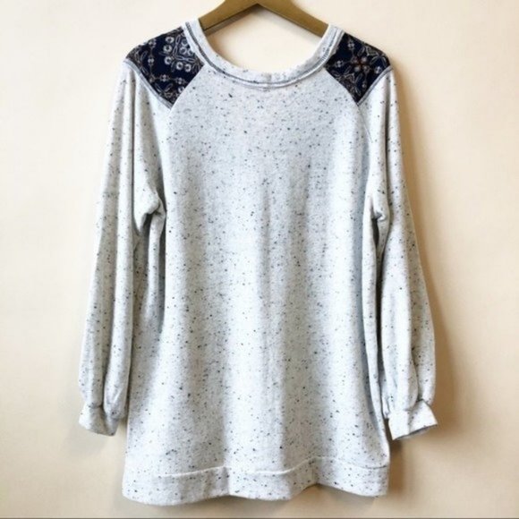 NWT Hummingbird Chevron Hacci Brushed Knit Top Colorblock Pullover Women's Large - Picture 6 of 7